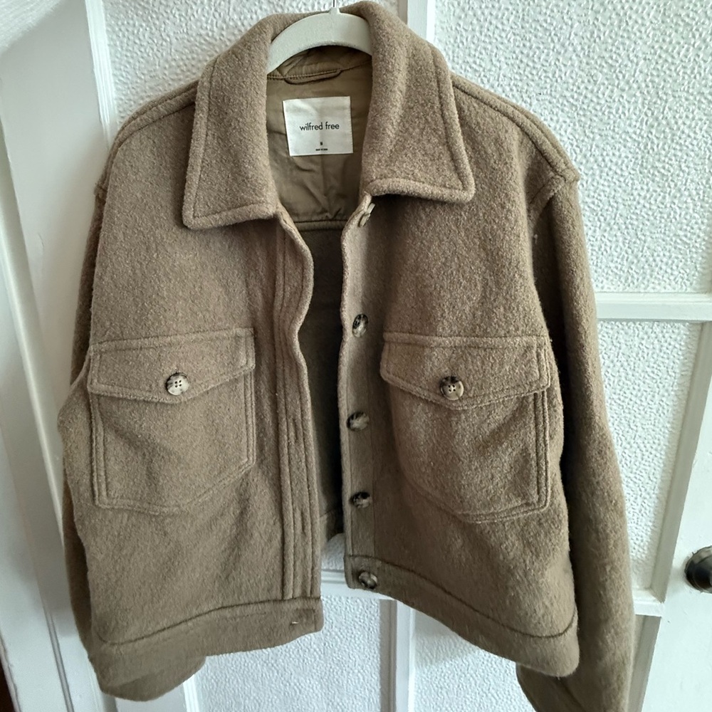 Aritzia Wilfred Tan Wool Shirt Jacket